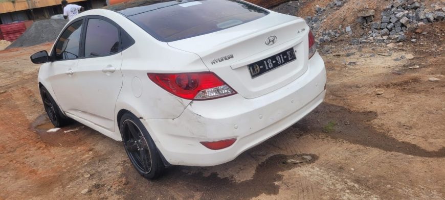 Hyundai Accent 2 Varetas