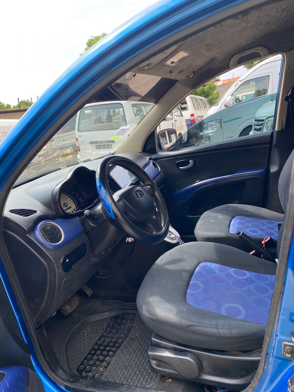 Amarro Hyundai i10[VK]