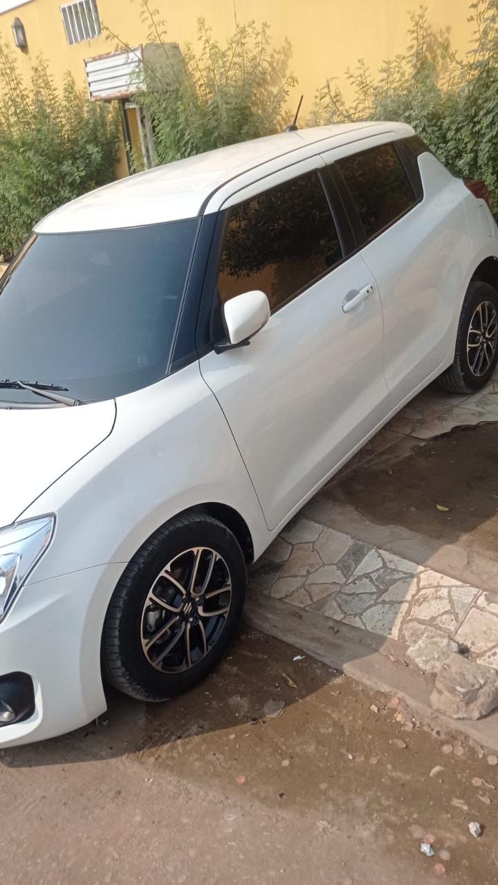 *Suzuki Swift 2023*