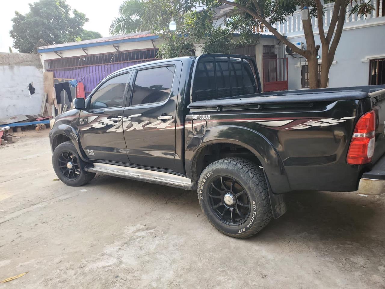 TOYOTA HILUX 2KD 🚘*[KM]