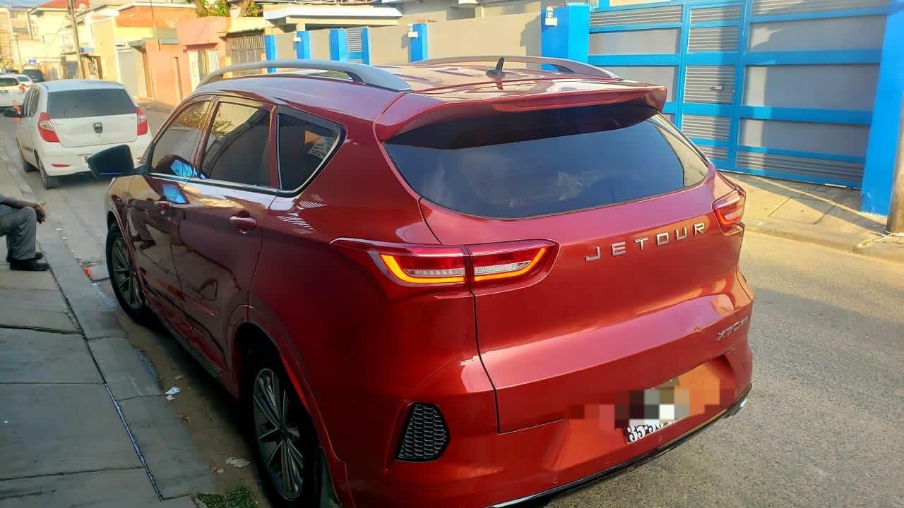 JETOUR X70