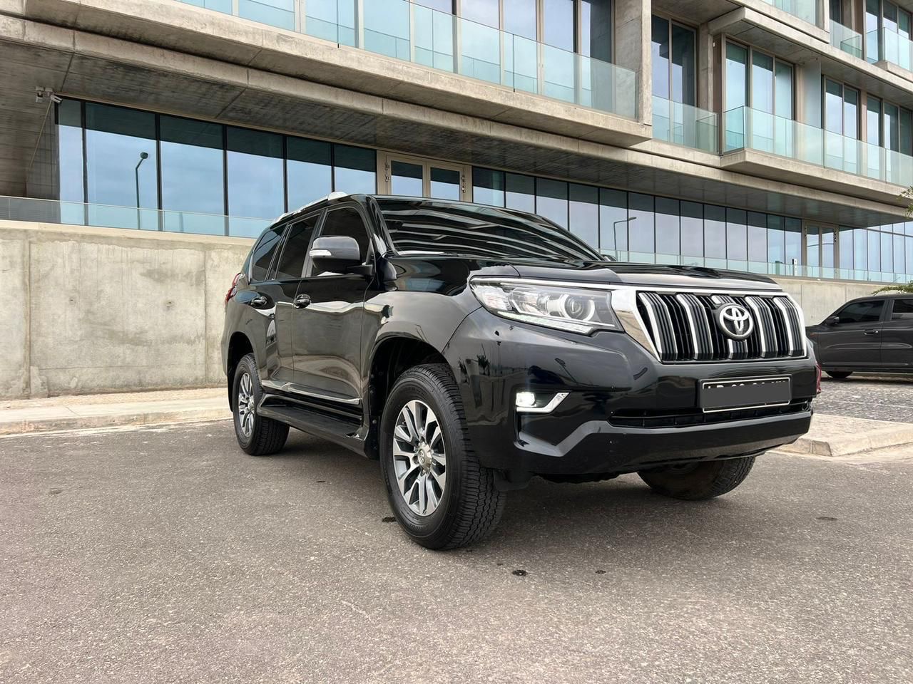 Land Cruiser Prado -70 Aniversário da Toyota