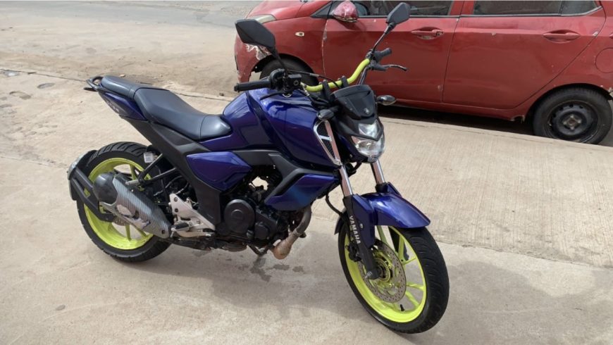 YAMAHA FZS 2023