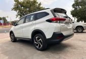 TOYOTA RUSH