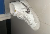 nike branca sapatos a bom preço
