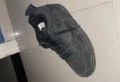 NIKE JORDAN 4 NIKES A VENDA,DE ÓTIMA QUALIDADE