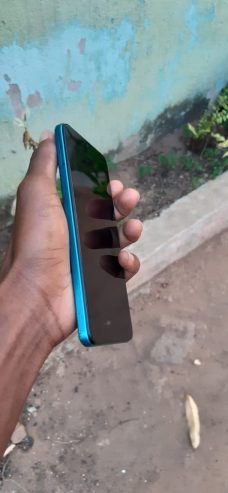 Oferta Especial: Smartphone Rápido, Versátil e Acessível
