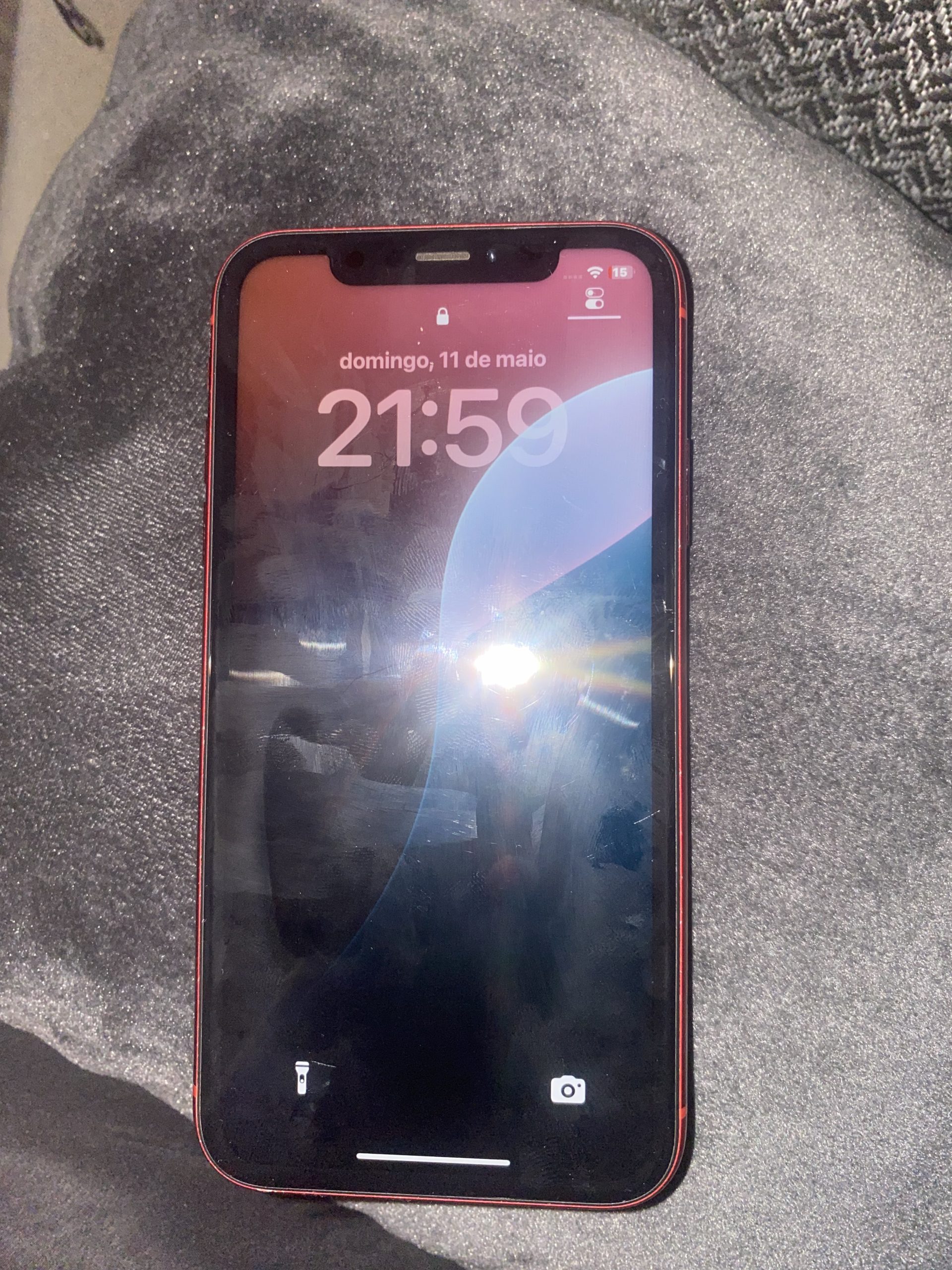 iPhone XR 128GB Bateria 76% tudo funcional.