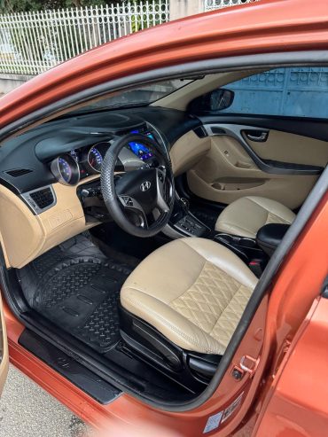 HYUNDAI ELANTRA FULL OPTION