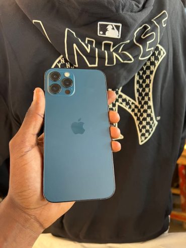 iPhone 12 Pro Max