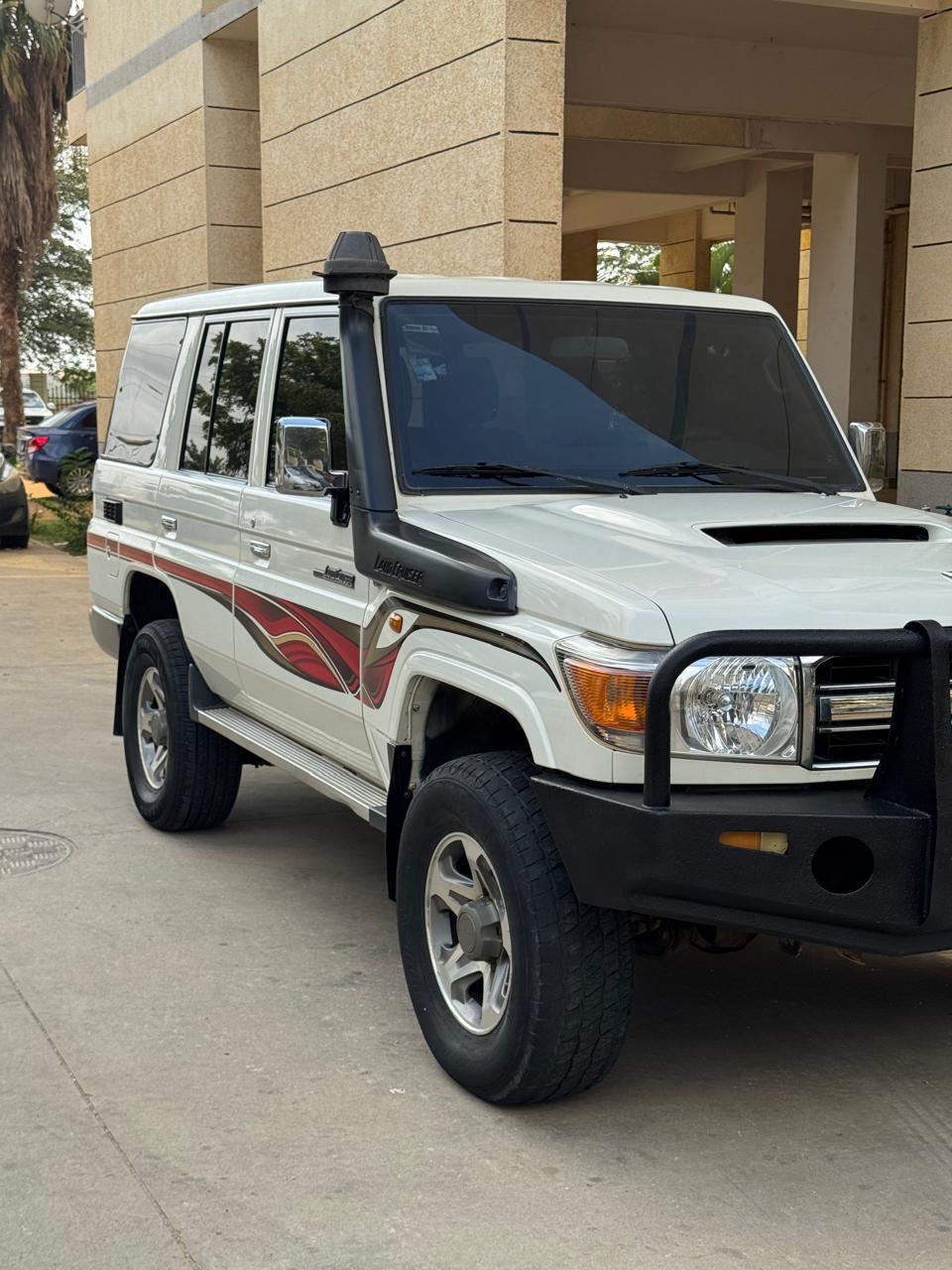 Toyota Land Cruiser