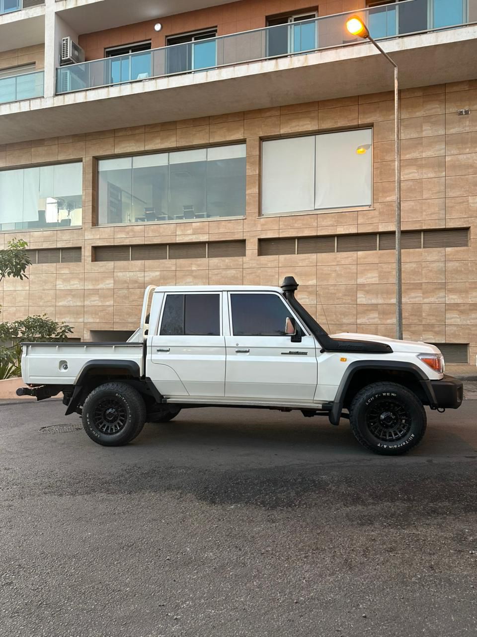 TOYOTA LAND CRUISER HZ CABINE DUPLA