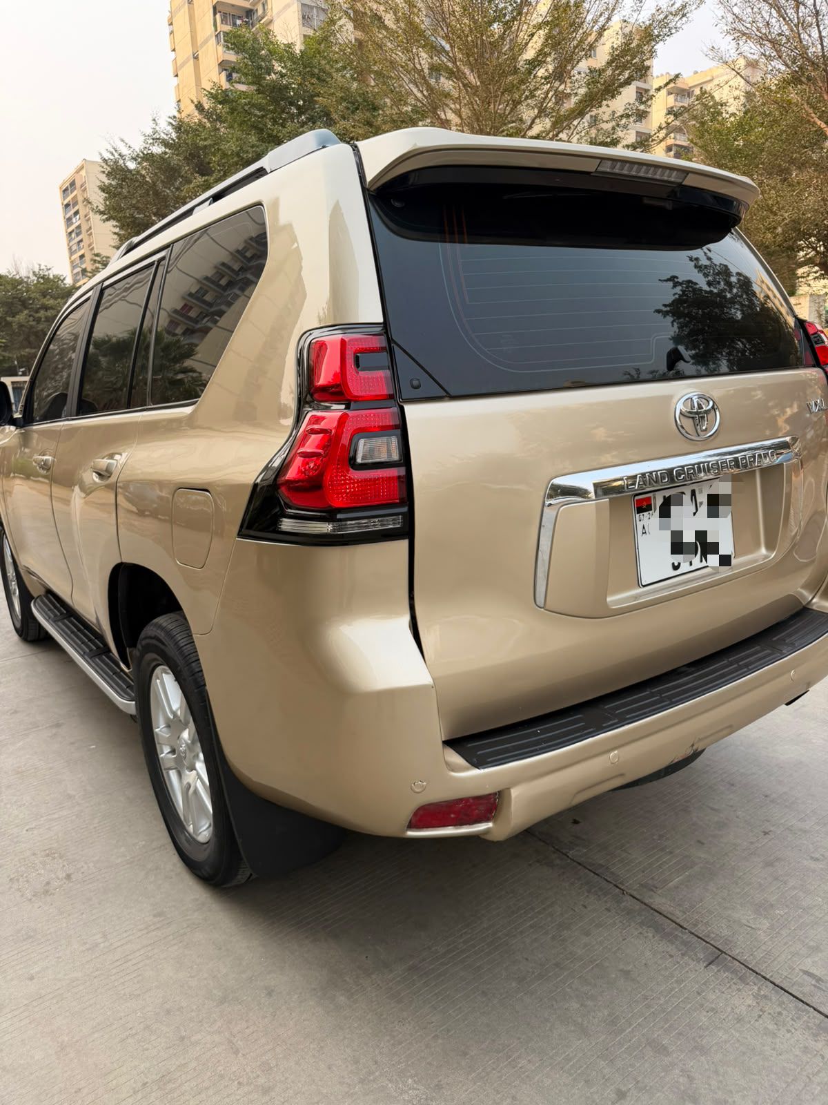 Toyota Prado VX.R