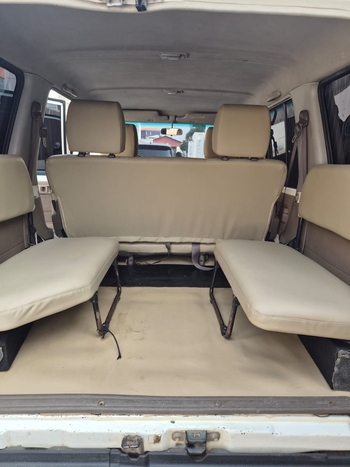 Land Cruiser